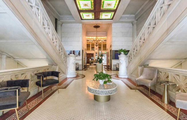 Stylish 2br/2ba At HWH by Oneluxstay - Photo 74