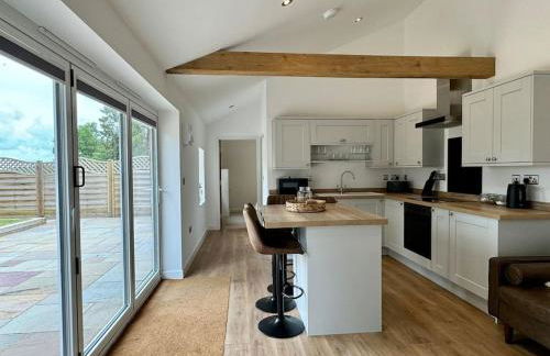 Apple Store- Countryside Apartment - Photo 1