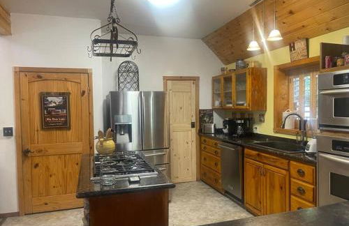 Cabin 7 sleeps 8 BEAUTIFUL BOULDER BAY, BIG BEAR - Foto 41