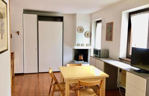 La Finestra sul Pizzo Scalino Grazioso monolocale a pochi passi dal centro cittadino - Photo 1