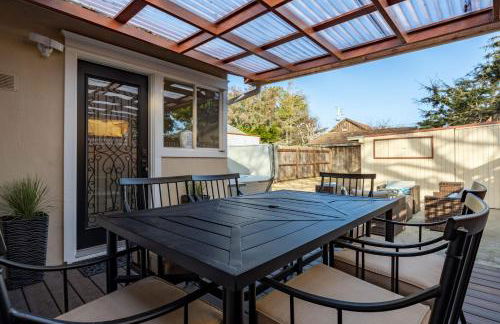 Charming Garden Cottage- steps to historic Old Town Half Moon Bay - Foto 16