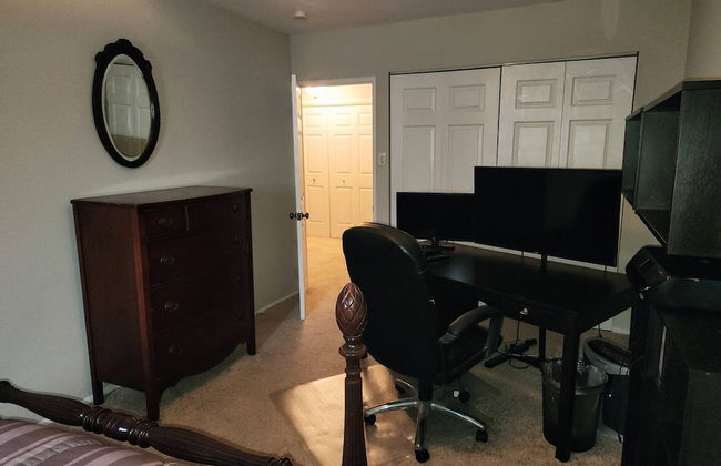 Beautiful APT W Office Area 2BR Long Term - Foto 18