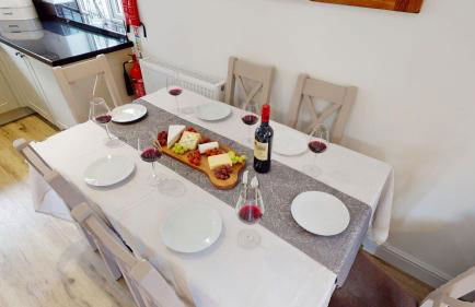 Aubergine Cottage - Part of the The Bay Filey Holiday Village with pool, gym and direct beach access, pub, restaurant, tennis and meadows walks - Foto 8