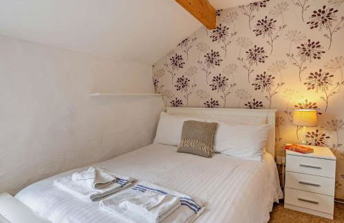 3 Bed in Llwyncelyn 49854 - Photo 16