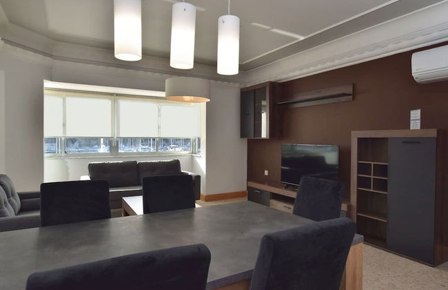 2 Bedroom Central Spacious With Sea Views - Foto 8