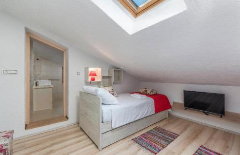 Family Villa Lipica with private pool and jacuzzi - Photo 35