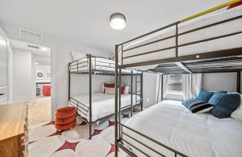 Hot Tub - Mins to Short North - Retro Game Room - Foto 52