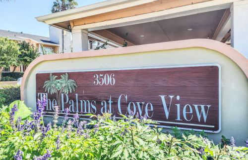 Coastal Paradise Condo with 2 Bedrooms and Pool - Foto 26