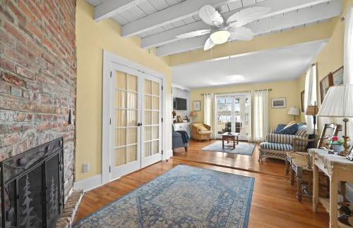 The 1850 House by Leavetown Vacations - Foto 18