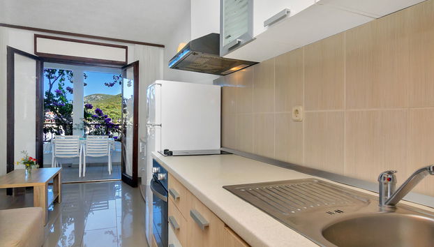 Rubin - Photo 2, Kitchen / Dining Room