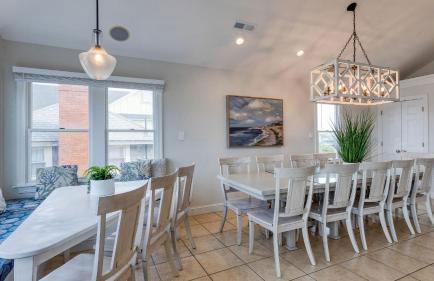 Sleeps 28 Beachfront w/ Pool, Hot Tub, Game Room Atlantic Watch by Avantstay - Foto 32