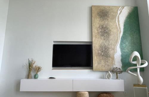 FACE MER PIEDS DANS L'EAU DUPLEX 4 Chambres 155 M2 8-12 personnes - Photo 26