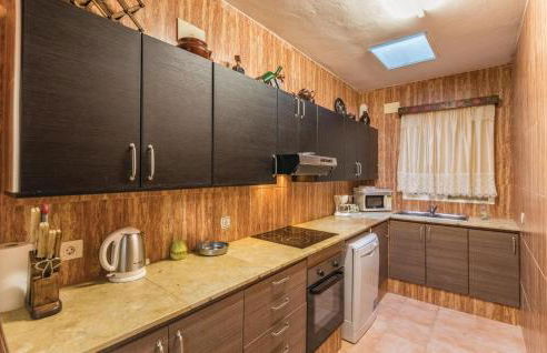 2 Bedroom Nice Home In Puig Ventos - Foto 15