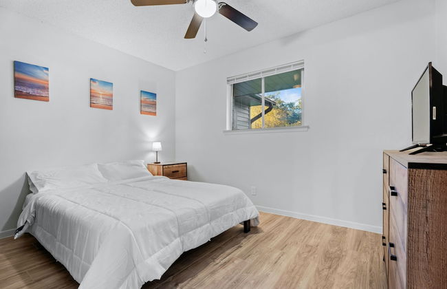 Quiet 3 Bedroom Home Walkable to Zilker Park - Photo 4