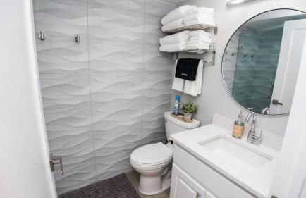 Total Remodel - 3BR-3BA Corner Beachfront - Winter Snowbirds Welcome! - Foto 13