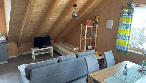 Holzliebe mit Donaublick - Foto 2