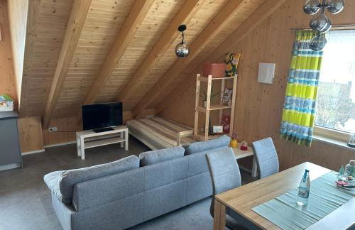 Holzliebe mit Donaublick - Foto 2