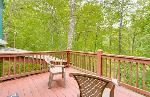 Game Room and 3-Story Deck at Lake Hiwassee Hideaway - Foto 14