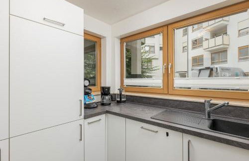 Rob's Flat - Moderne 3-Zimmer-Ferienwohnung mit Terrasse, 6 Schlafplätzen, 2 Min S-Bahn, Weil der Stadt bei Stuttgart - Foto 20