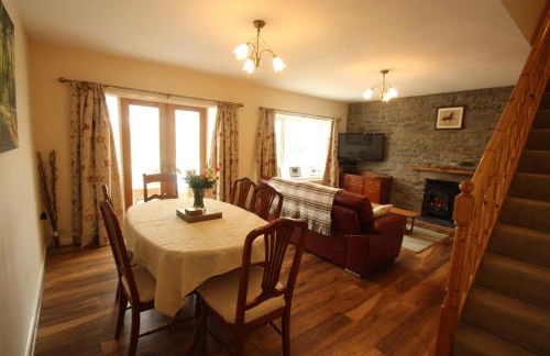 Cob Cottage - Photo 32