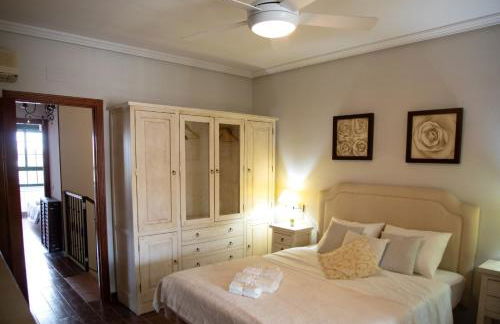 TOLEDO ENCANTADO Piscina y BBQ privada 2,5 km de Puy du Foy - Foto 33