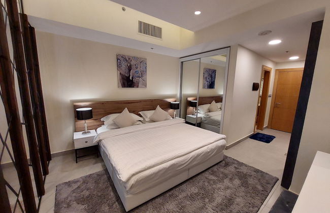 Luxury Furnished Apartment - Damac Tower - Foto 4