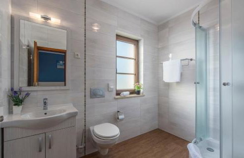 Spacious Villa Nikka with Beautiful Garden and Pool - Foto 18