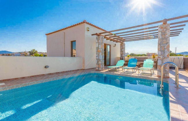 Villa Melina Private Pool Walk to Beach Sea Views A C Wifi Car Not Required - 1605 - Foto 1