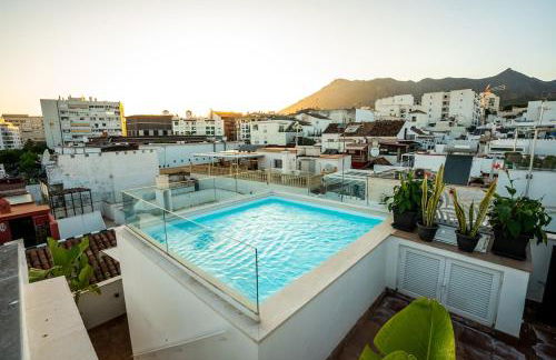 House in the Old Town of Marbella with Private Pool and Free Parking - Photo 3