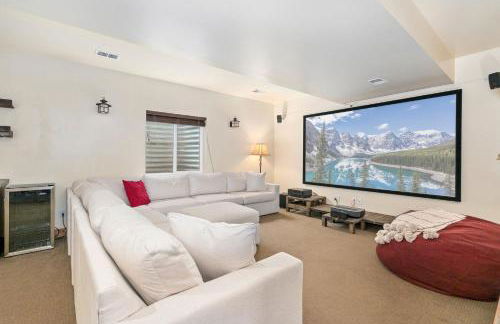 The Fireside Retreat - 6 BD, Sauna, Home Theater - Foto 85