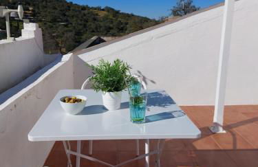 "Casa Oliveiras" studio avec terrasse et piscine - Foto 9