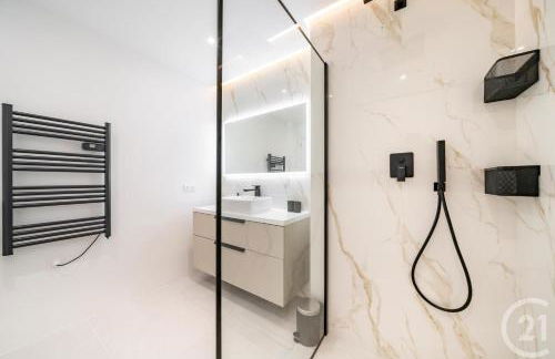 Modern Appartment, Central, 10 Min Walk to Beach - Photo 14