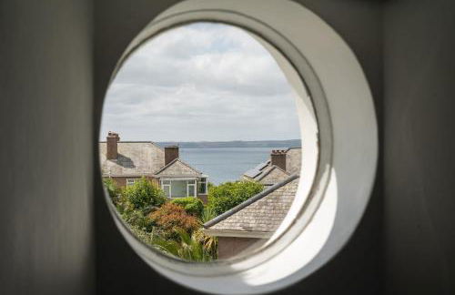 Spacious House nr Castle Beach Parking & Sauna - Foto 5