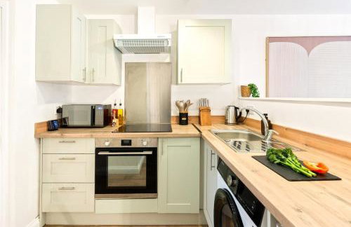 Ye Old Mill - Stylish cosy retreat with parking - Photo 18