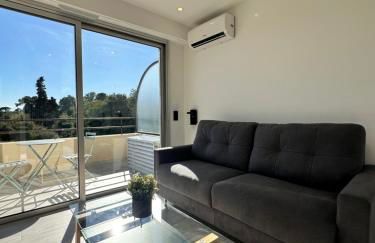 STUDIO HORIZON - SEA VIEW - POOL- Air Conditioner - Kitchen - Wifi -TV Train - Bus - - Foto 5