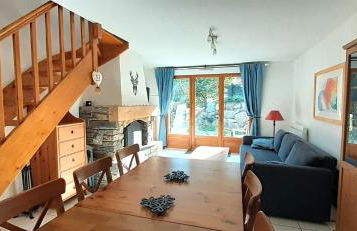 Joli triplex 3 étoiles, avec jardin et cheminée - Foto 2