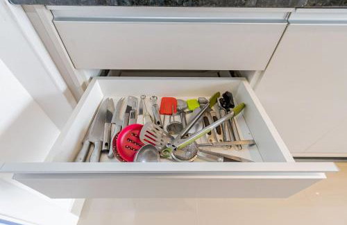 Apto de 1 Quarto com Sofá-Cama na Sala - LHP1004 - Foto 11