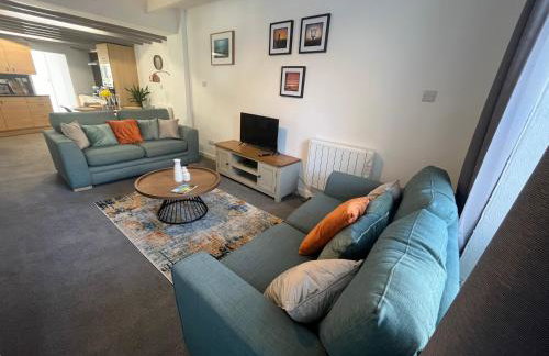 Starboard Cottage - Photo 2