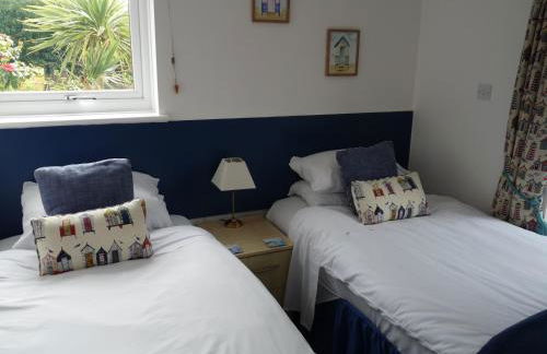 Gwyndaf Holiday Cottage - Photo 14