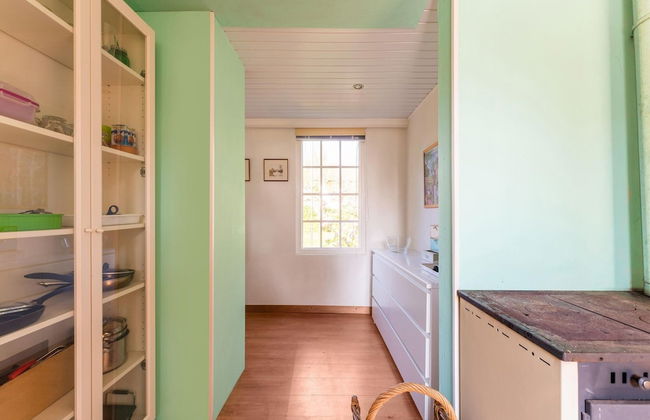 Amazing Holiday Home With Spacious Garden - Photo 5