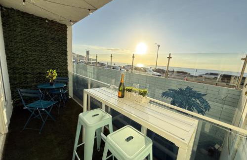 Oceanfront 1 BR Oasis w Parking & Pool 107 - Foto 14