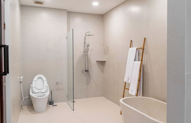 Lavender Rooftop 3BR Villa with a Heated Private Pool - Foto 20