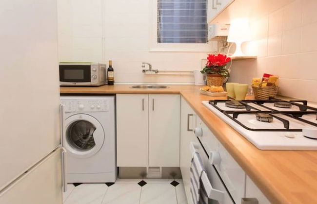 Barcelona Fira Apartments - Photo 48