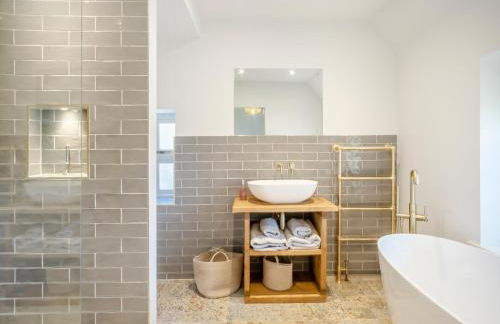 Sandstones - Photo 26