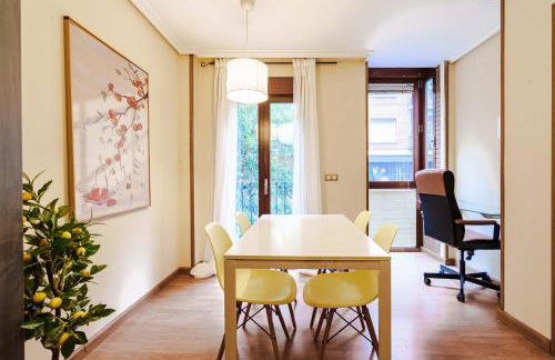 Balcón con luz natural - Photo 2