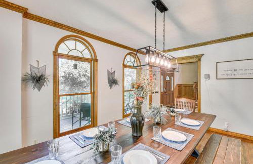 Huge Family Home with Pool - 13 Mi to Lake Michigan! - Foto 9