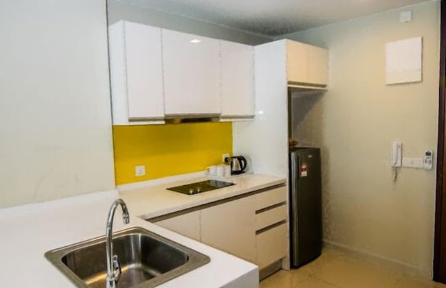 Marina Travellers Suite SKY Karamunsing - Photo 14