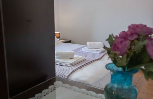 Manos Apartments - Photo 6