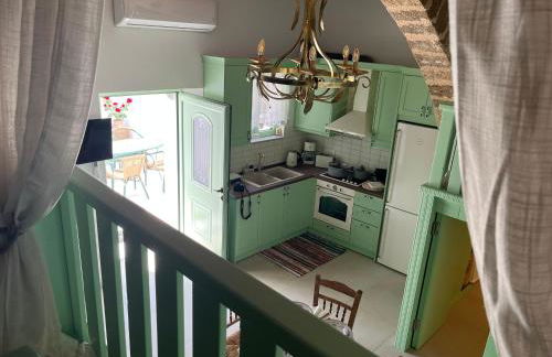 The Priest's Traditional House Kalithies - Foto 35