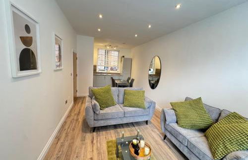 STUNNING APARTMENT - 2 DOUBLE BEDROOMS - EN-SUITE - FREE ALLOCATED PARKING - JQ QUARTER - BIRMINGHAM CITY CENTRE - SLEEPS 6 GUESTS - 2 BATHROOMs - Foto 24